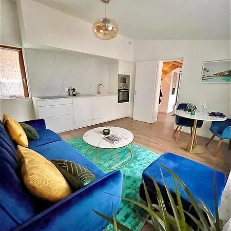 The - Voyage Des Sens