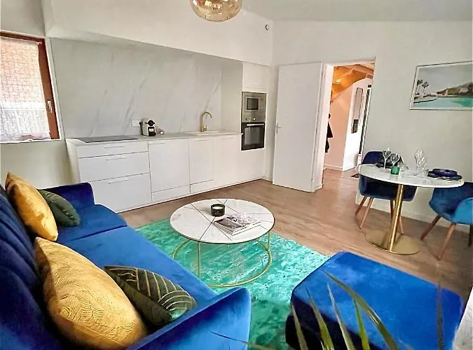 The - Voyage Des Sens